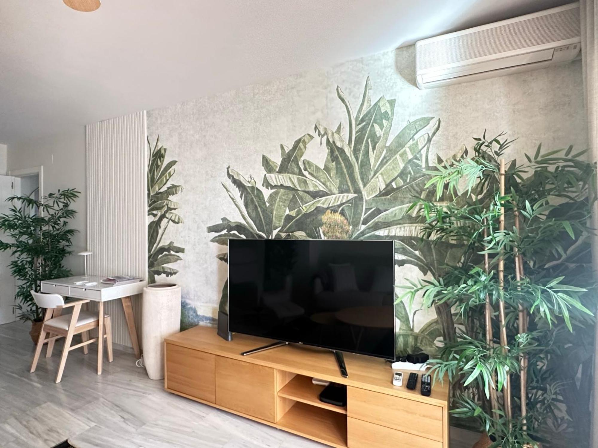 Apartamento 2 Bed Penthouse With Sea View Torremolinos Exterior foto